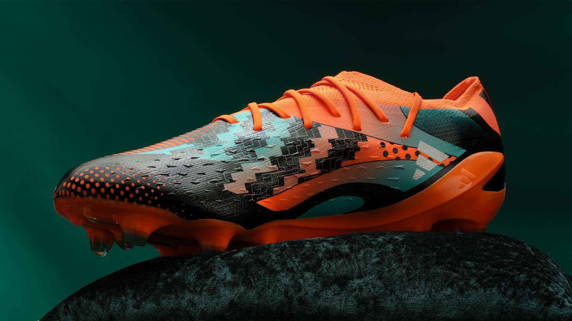 日本足球明星前十揭秘 球场传奇与荣耀背后的故事