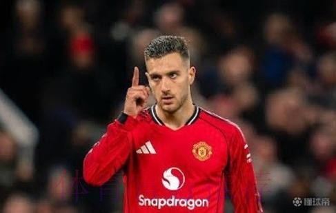 达洛特：我们创造的机会足以赢下比赛，红牌让球队陷入被动